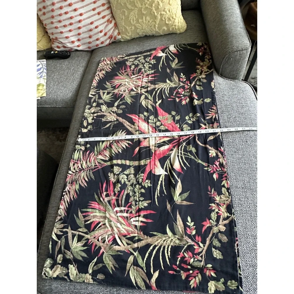 Tommy Bahama Home King Pillow Shams Jungle Drive Leaf Floral Black se of 2 EUC